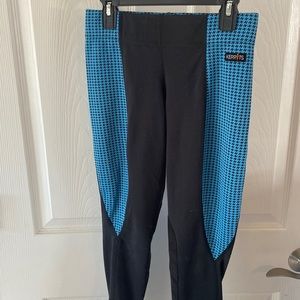 Kerrits Ladies size Small Breeches Houndstooth pattern